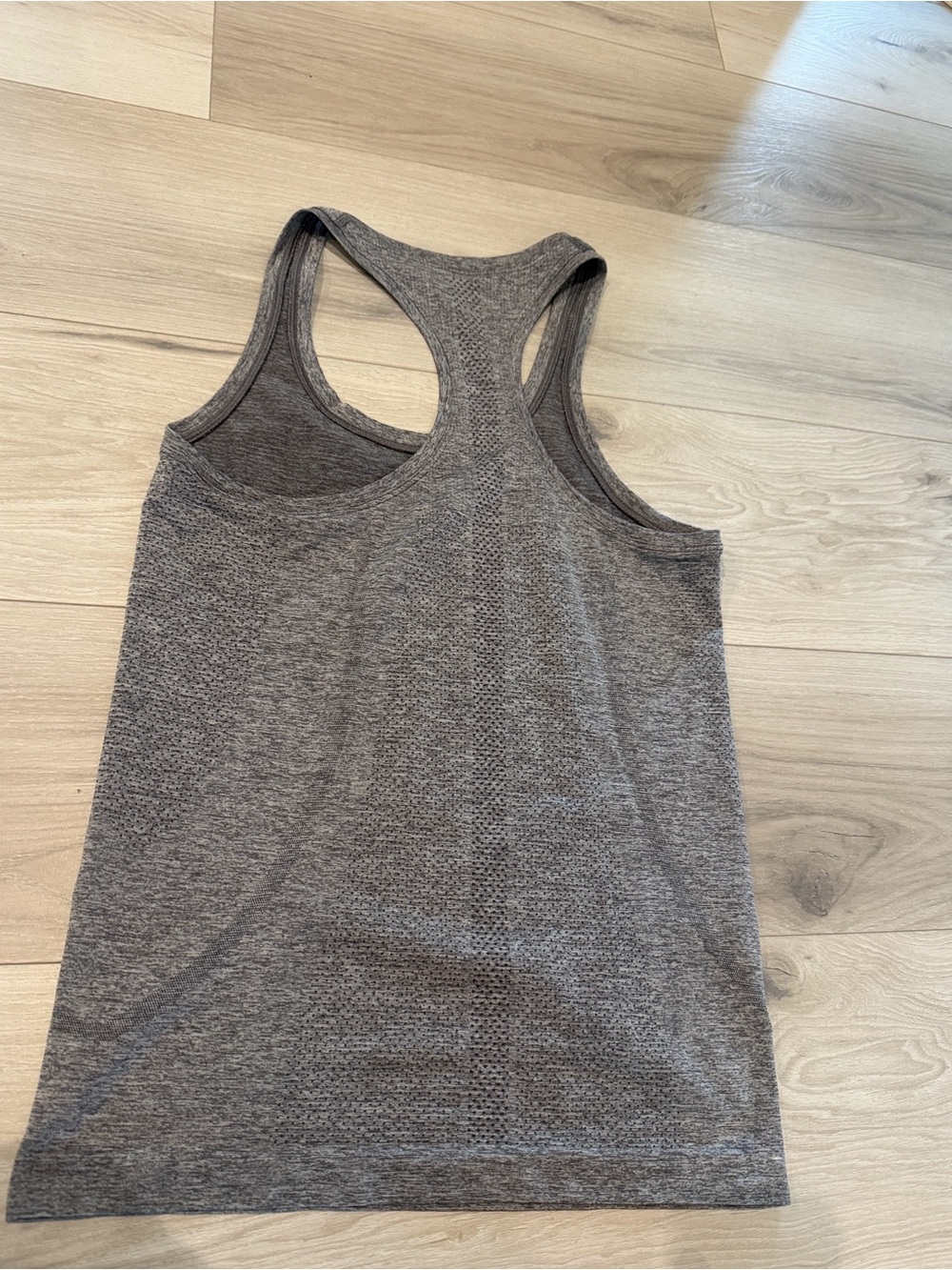 Swiftly Tech Racerback Tank Top 2.0 - Picture 2 of 2